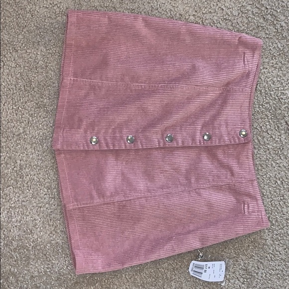Forever 21 short skirt! Mauve! - Picture 1 of 3
